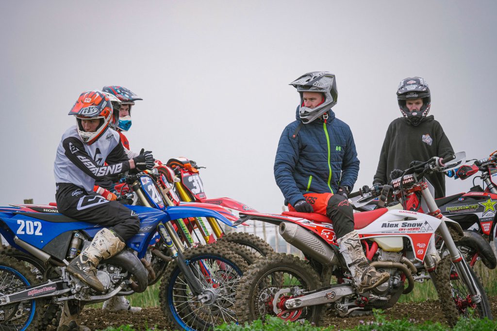 Alex Snow Racing | Kids motorcycle riding
